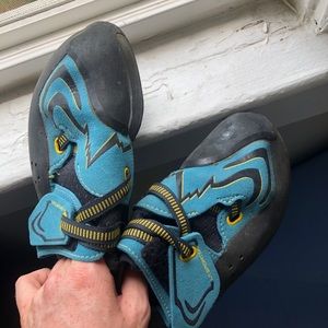 Women’s la sportiva size 36!